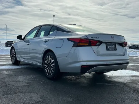 More photos of 2024 Nissan Altima 2.5 SV at Braden Cadillac GMC, OH