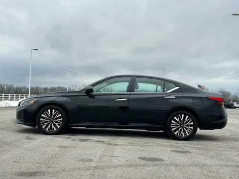 More photos of 2024 Nissan Altima 2.5 SV at Braden Cadillac GMC, OH