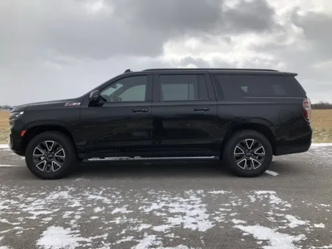 More photos of 2022 Chevrolet Suburban Z71 at Braden Cadillac GMC, OH