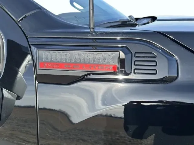 GMC Sierra photo 9