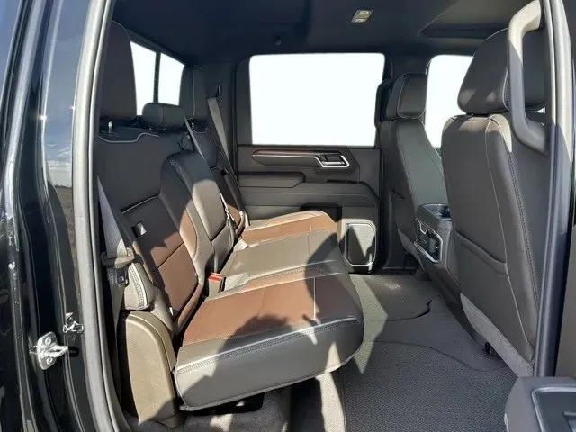 GMC Sierra photo 17