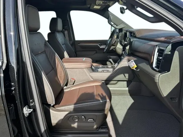 GMC Sierra photo 14