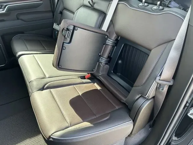 GMC Sierra photo 19