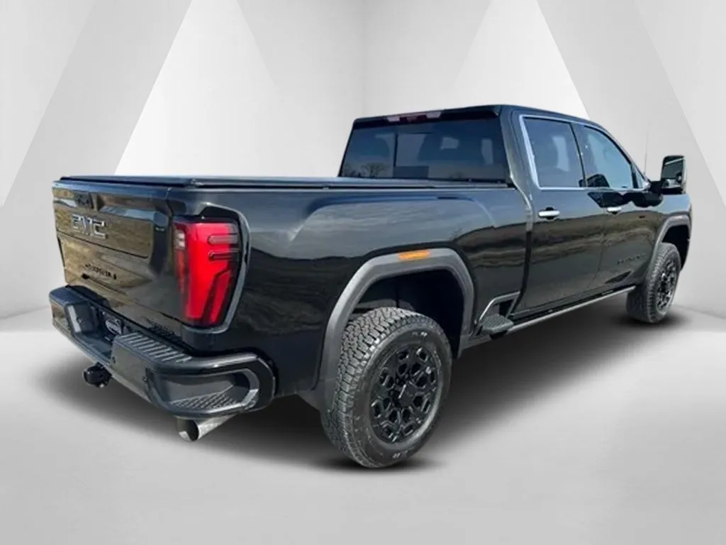 GMC Sierra photo 7