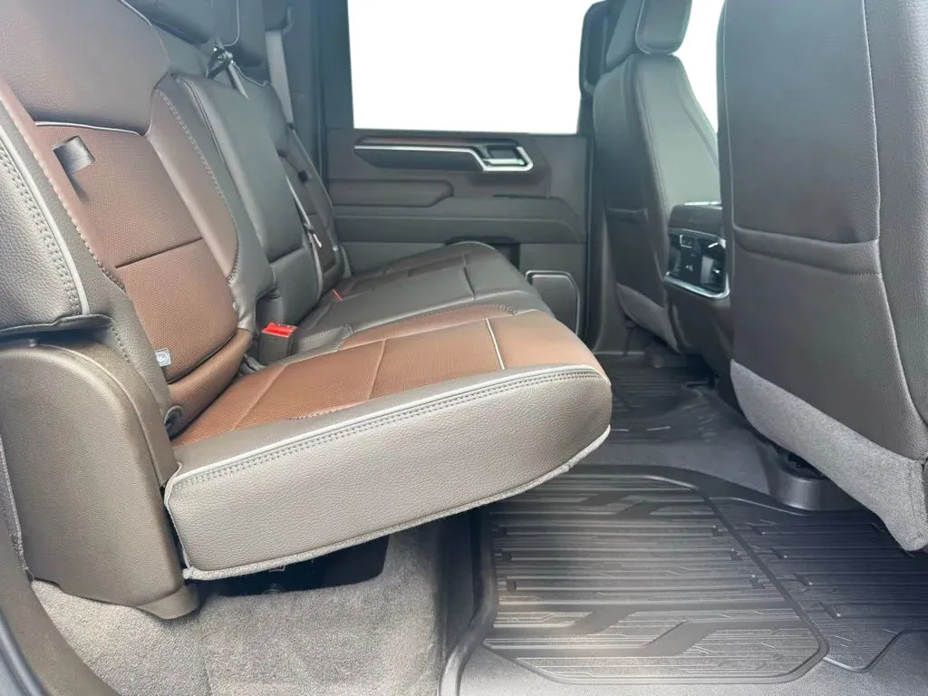 GMC Sierra photo 18