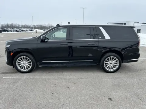 More photos of 2021 Cadillac Escalade ESV Premium at Braden Cadillac GMC, OH
