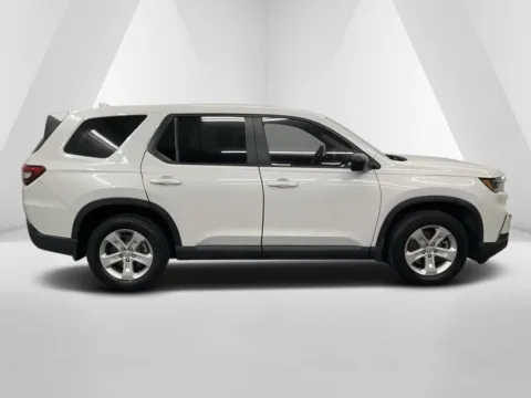 Another view of 2023 Honda Pilot LX for sale in Carroll, OH at Braden Cadillac GMC