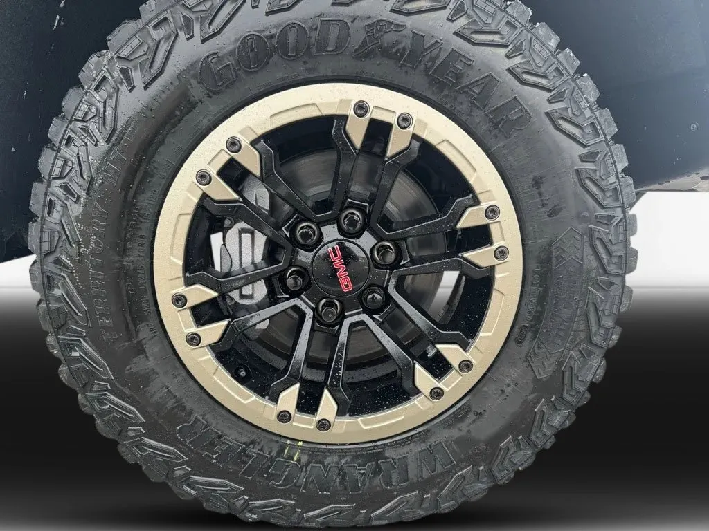 GMC Sierra photo 38