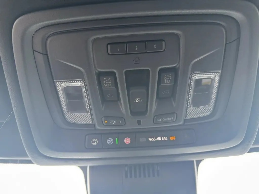 GMC Sierra photo 31