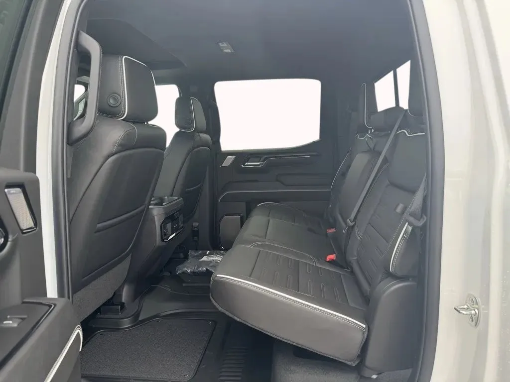 GMC Sierra photo 19