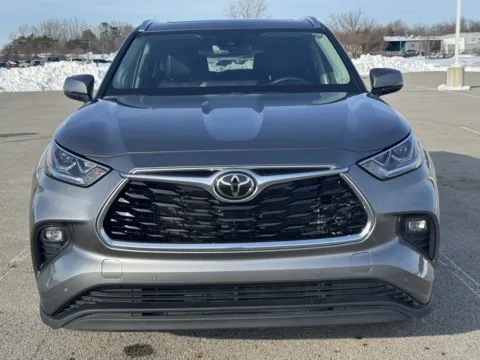 Photos of 2025 Toyota Highlander XLE for sale in Carroll, OH at Braden Cadillac GMC