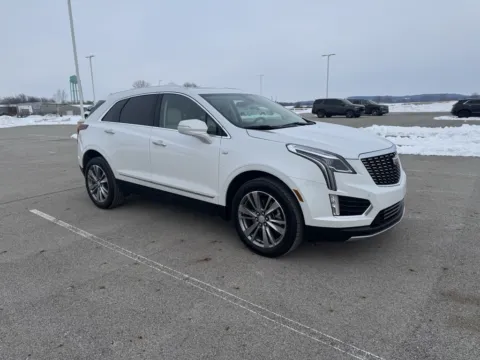 White 2024 Cadillac XT5 Premium Luxury for sale in Carroll, OH