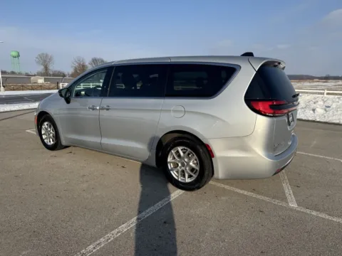 More photos of 2024 Chrysler Pacifica Touring L at Braden Cadillac GMC, OH