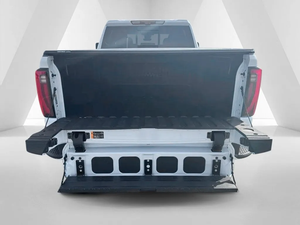 GMC Sierra photo 38