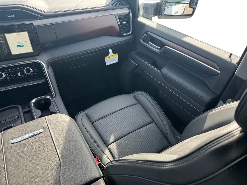 GMC Sierra photo 25