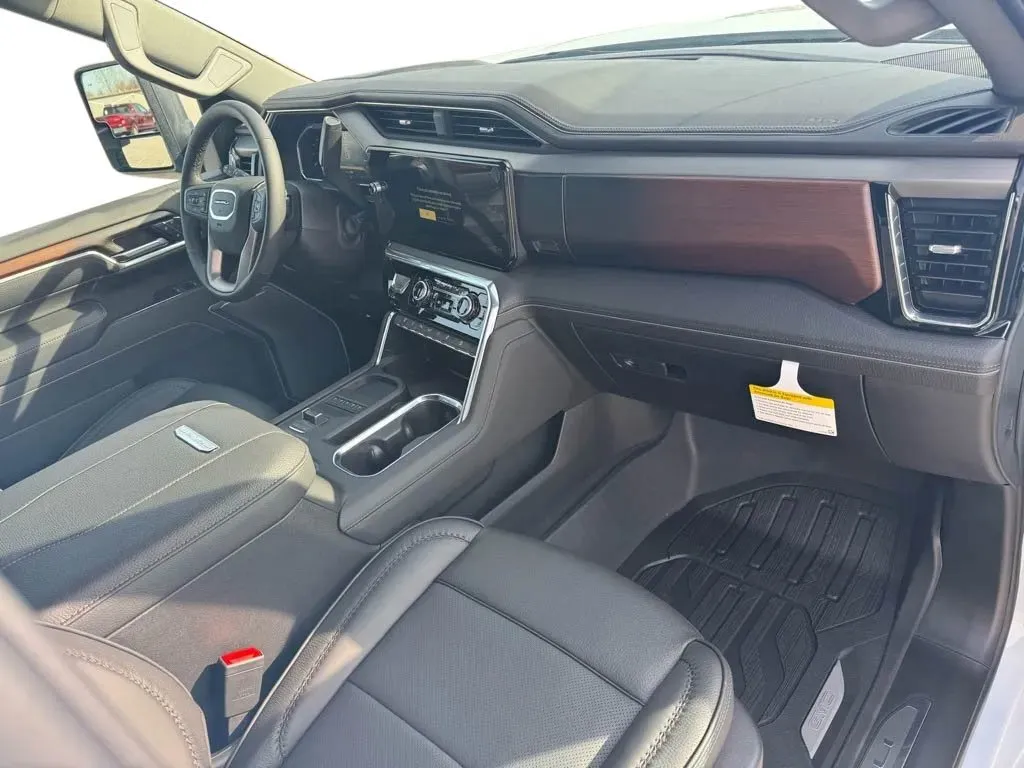 GMC Sierra photo 17