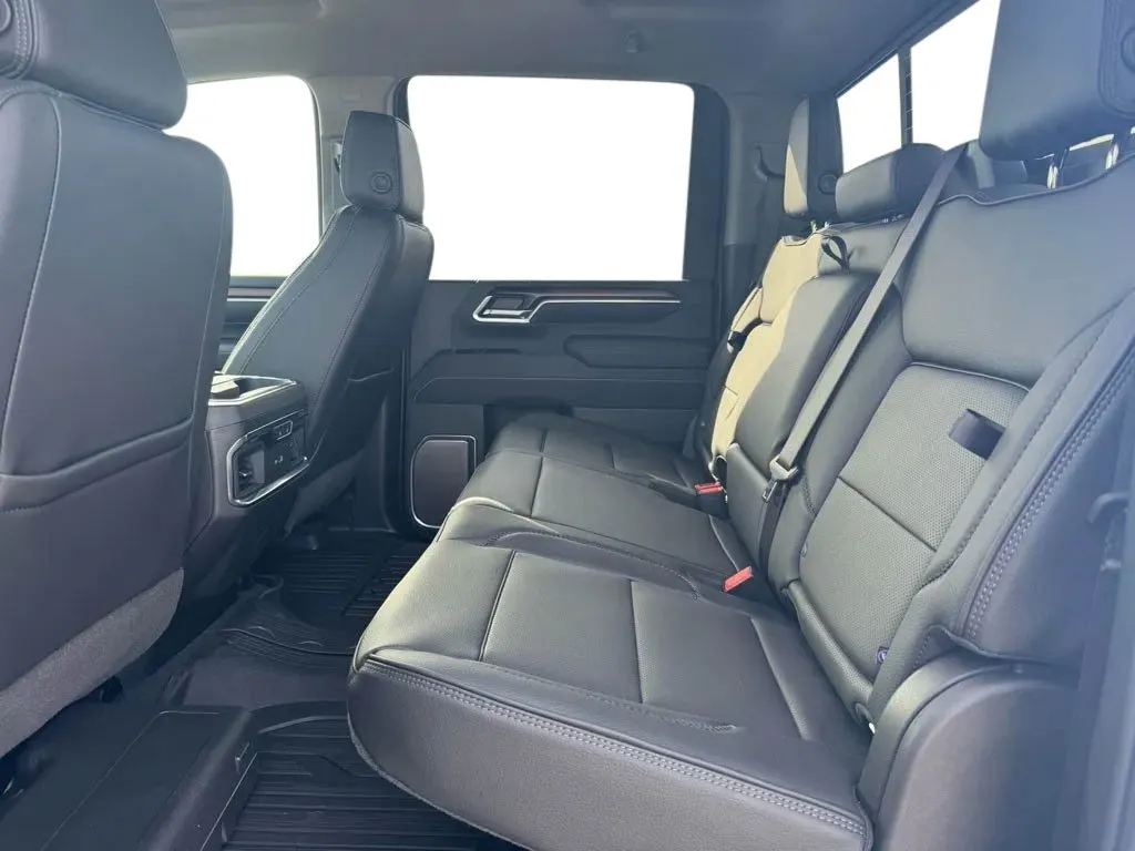 GMC Sierra photo 20