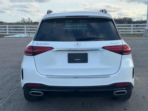 More photos of 2021 Mercedes-Benz GLE 350 at Braden Cadillac GMC, OH