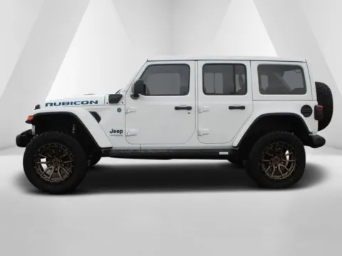 More photos of 2022 Jeep Wrangler Unlimited Rubicon 4xe at Braden Cadillac GMC, OH