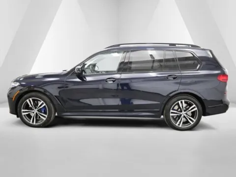 More photos of 2022 BMW X7 M50i at Braden Cadillac GMC, OH