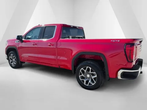 More photos of 2026 GMC Sierra 1500 SLE at Braden Cadillac GMC, OH