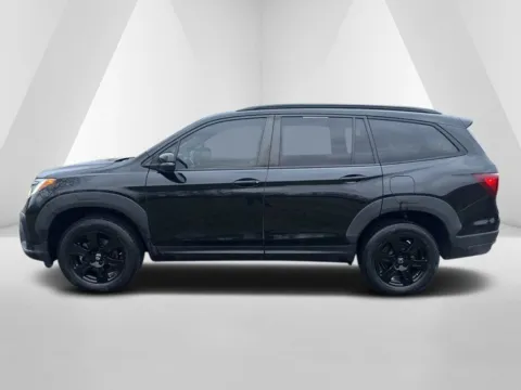 More photos of 2022 Honda Pilot TrailSport at Braden Cadillac GMC, OH