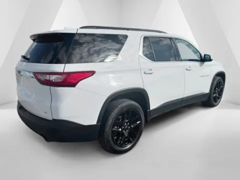 More photos of 2020 Chevrolet Traverse LT at Braden Cadillac GMC, OH