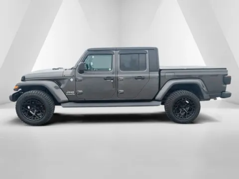 More photos of 2021 Jeep Gladiator Overland at Braden Cadillac GMC, OH