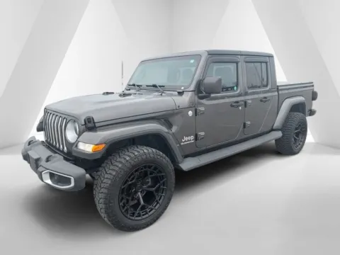 Another view of 2021 Jeep Gladiator Overland for sale in Carroll, OH at Braden Cadillac GMC