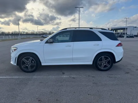 More photos of 2021 Mercedes-Benz GLE 350 at Braden Cadillac GMC, OH