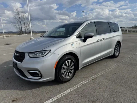 Another view of 2023 Chrysler Pacifica Hybrid Touring L for sale in Carroll, OH at Braden Cadillac GMC
