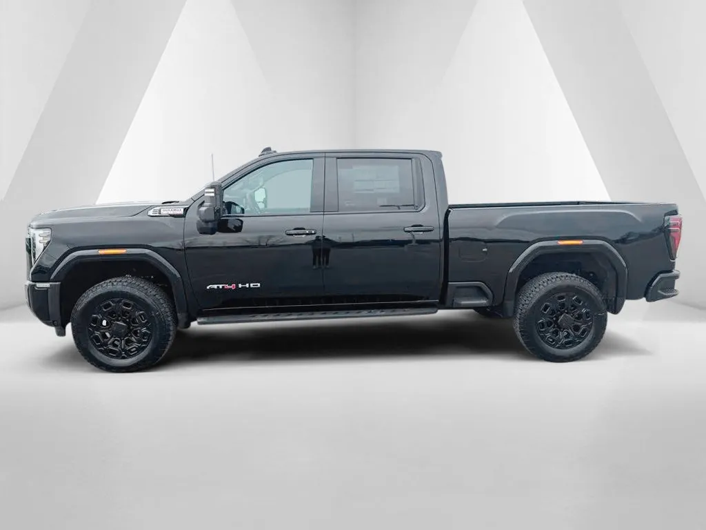 GMC Sierra photo 8