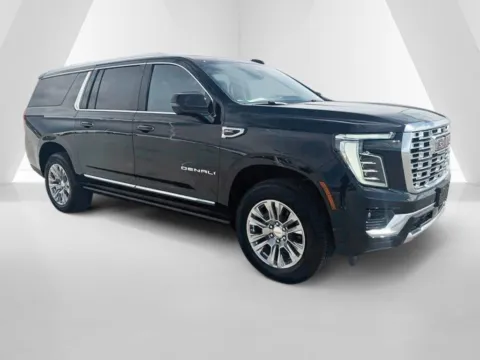 Black 2026 GMC Yukon XL Denali for sale in Carroll, OH