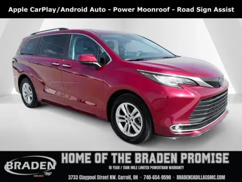 Red 2022 Toyota Sienna XLE for sale in Carroll, OH