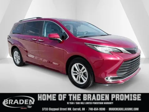 Red 2022 Toyota Sienna XLE for sale in Carroll, OH