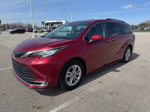 Another view of 2022 Toyota Sienna XLE for sale in Carroll, OH at Braden Cadillac GMC