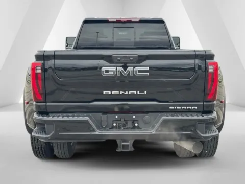More photos of 2026 GMC Sierra 3500HD Denali Ultimate at Braden Cadillac GMC, OH