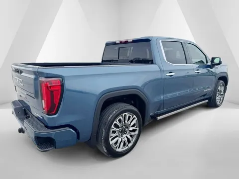 More photos of 2026 GMC Sierra 1500 Denali Ultimate at Braden Cadillac GMC, OH
