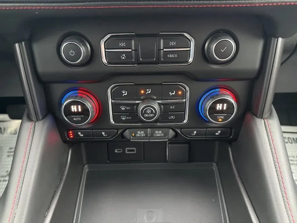 2021 Chevrolet Tahoe RST - Photo 25