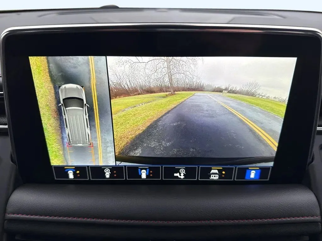 2021 Chevrolet Tahoe RST - Photo 24