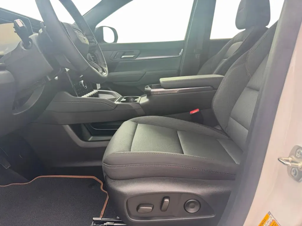 GMC Terrain photo 9