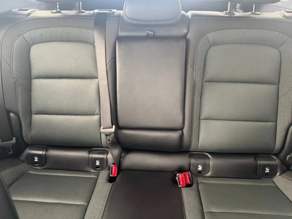 GMC Terrain photo 17