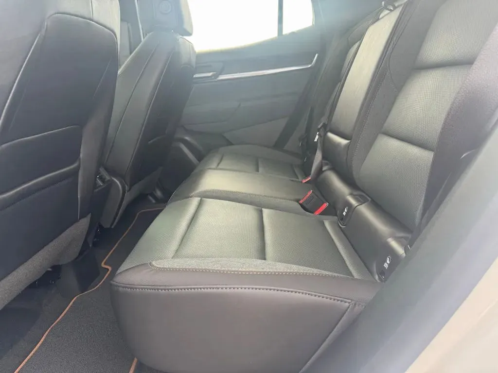 GMC Terrain photo 16