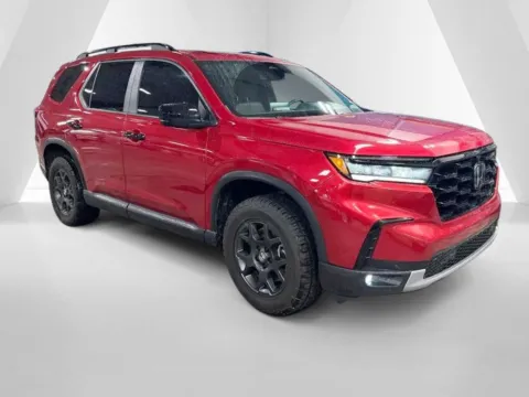 Silver 2025 Honda Pilot TrailSport for sale in Carroll, OH