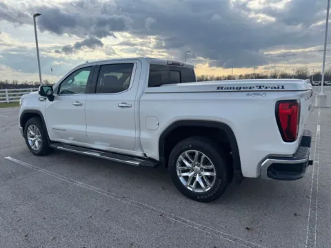 More photos of 2021 GMC Sierra 1500 SLT at Braden Cadillac GMC, OH