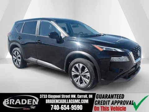 Black 2023 Nissan Rogue SV for sale in Carroll, OH