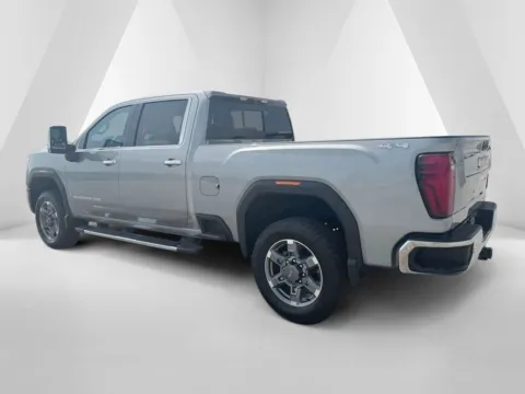More photos of 2026 GMC Sierra 2500 HD SLT at Braden Cadillac GMC, OH