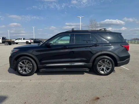More photos of 2025 Ford Explorer Active at Braden Cadillac GMC, OH