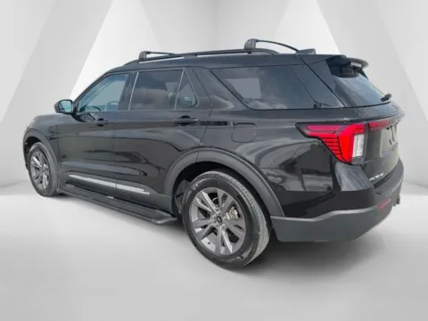 More photos of 2025 Ford Explorer Active at Braden Cadillac GMC, OH