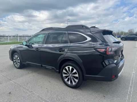More photos of 2023 Subaru Outback Limited at Braden Cadillac GMC, OH